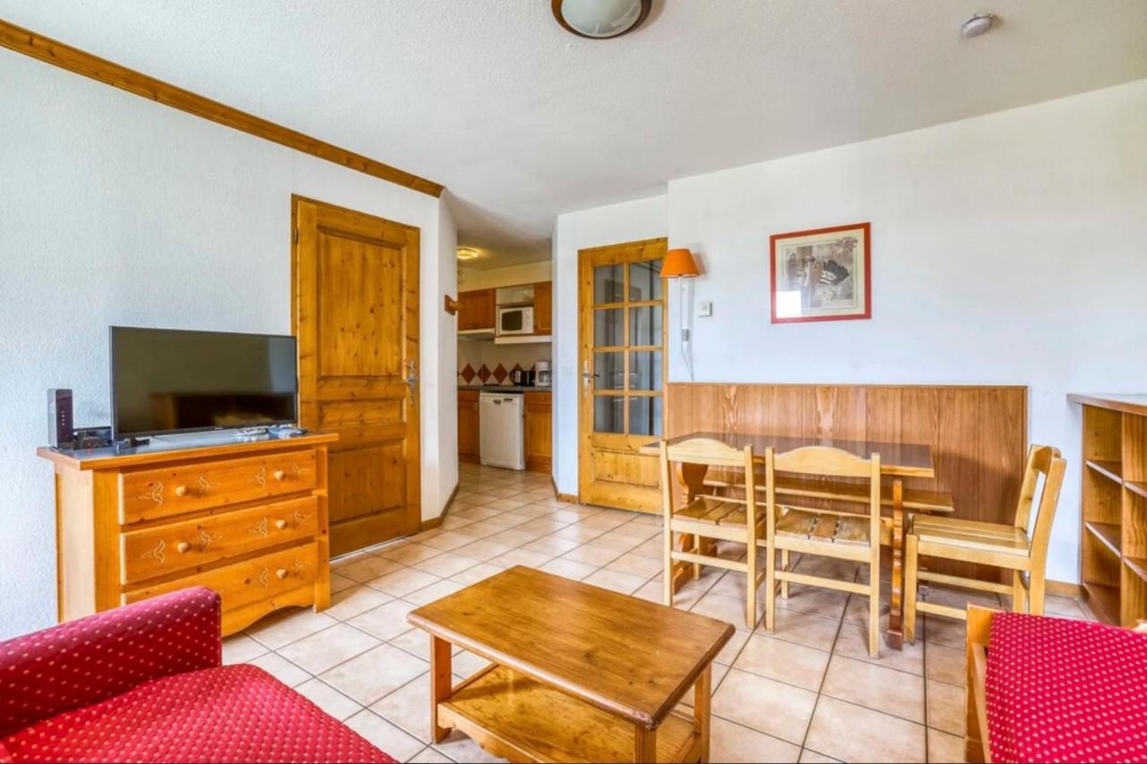 Joli Avec Wifi-balcon En Plein Centre-ville ! *